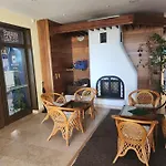 Autis Hotel