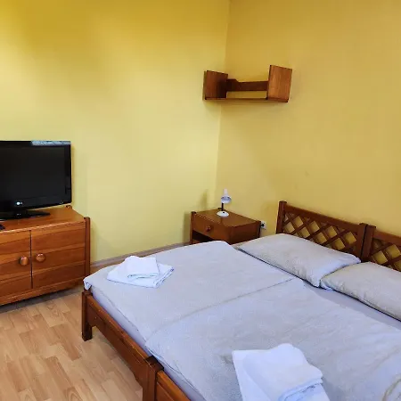 Hotel Autis 3*