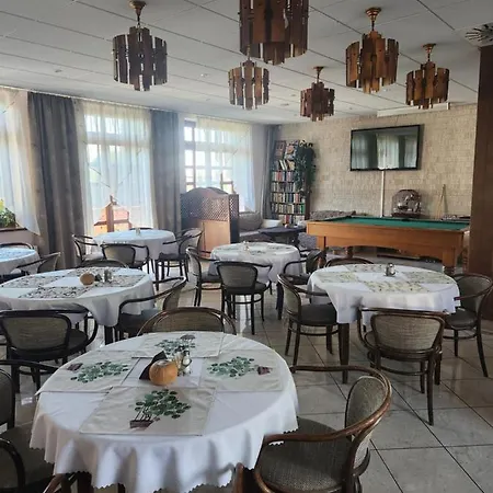 Autis Hotel