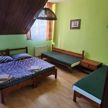 Hotel Autis 3*